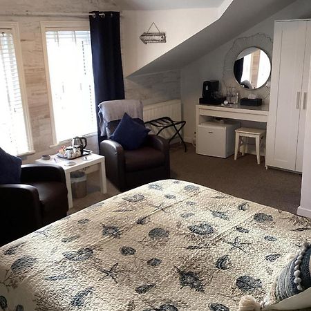 ブラックプール By The Seaside Bed & Breakfast エクステリア 写真