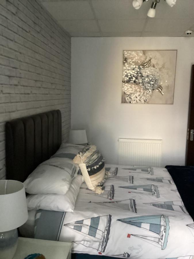 ブラックプール By The Seaside Bed & Breakfast エクステリア 写真