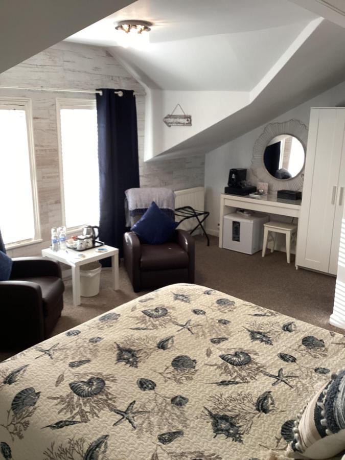 ブラックプール By The Seaside Bed & Breakfast エクステリア 写真